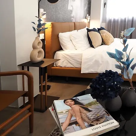 The Solon House-self Check-in
