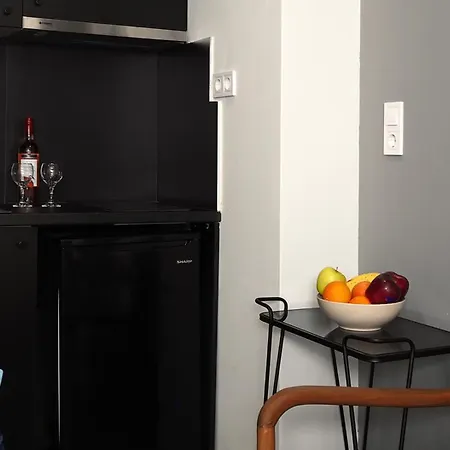 The Solon House-self Check-in Hotel